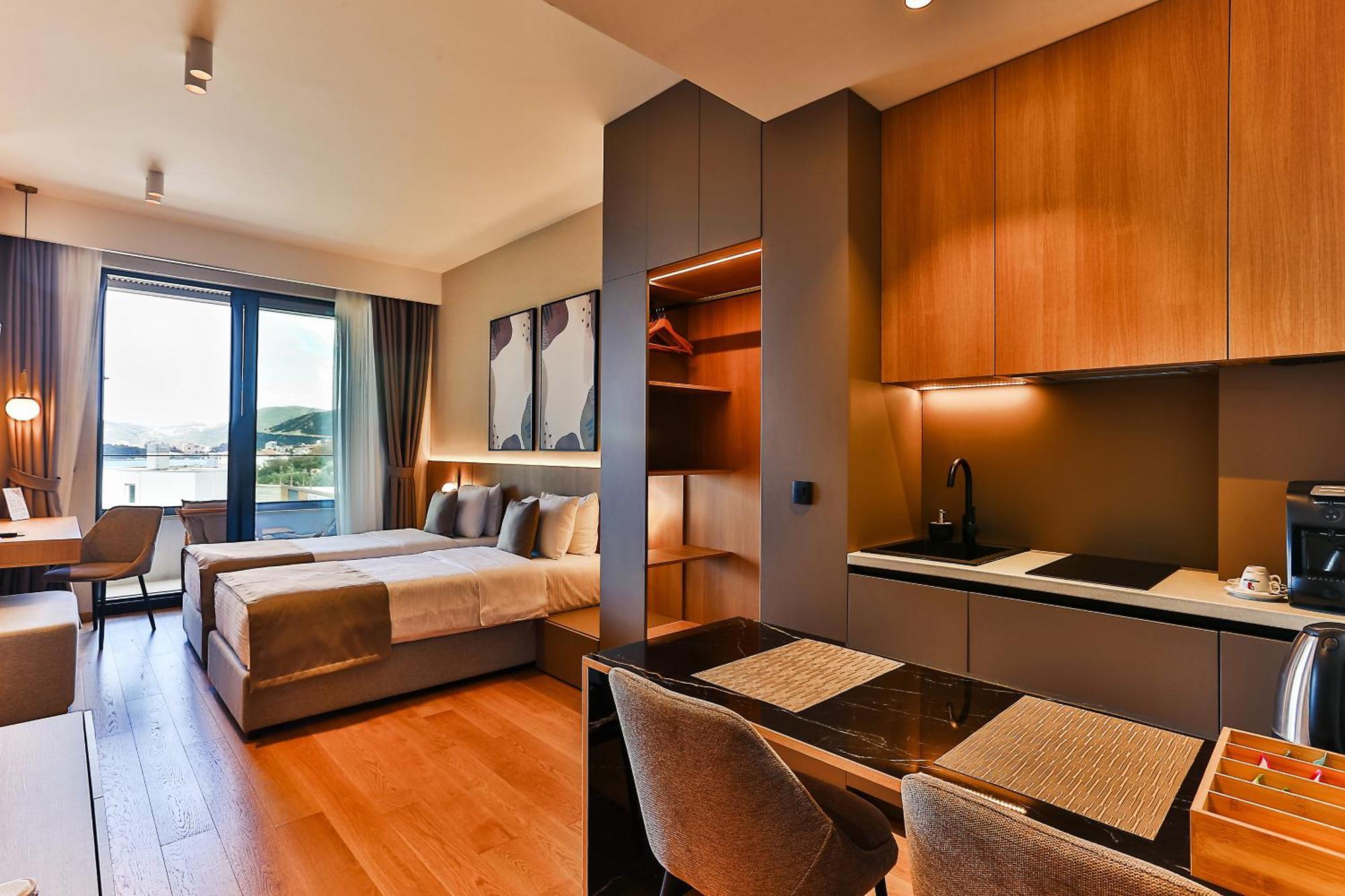 Regent 4*